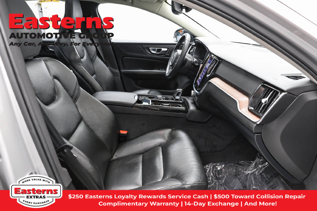 Used 2023 Volvo S60 T8 Plus AWD/4WD image 25