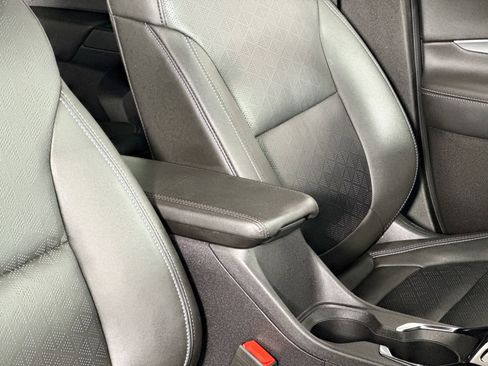 Used 2023 Chevrolet Bolt LT w/ Infotainment Package image 38