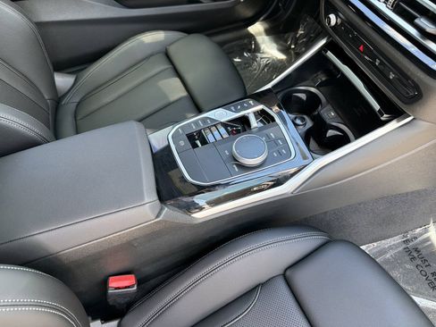 Certified 2023 BMW 230i Coupe w/ Convenience Package RWD image 17