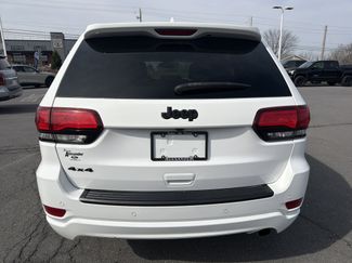 Used 2020 Jeep Grand Cherokee Altitude video 4