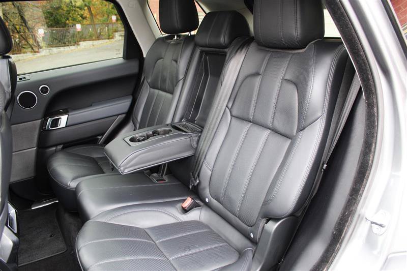 Used 2014 Land Rover Range Rover Sport HSE AWD/4WD image 31