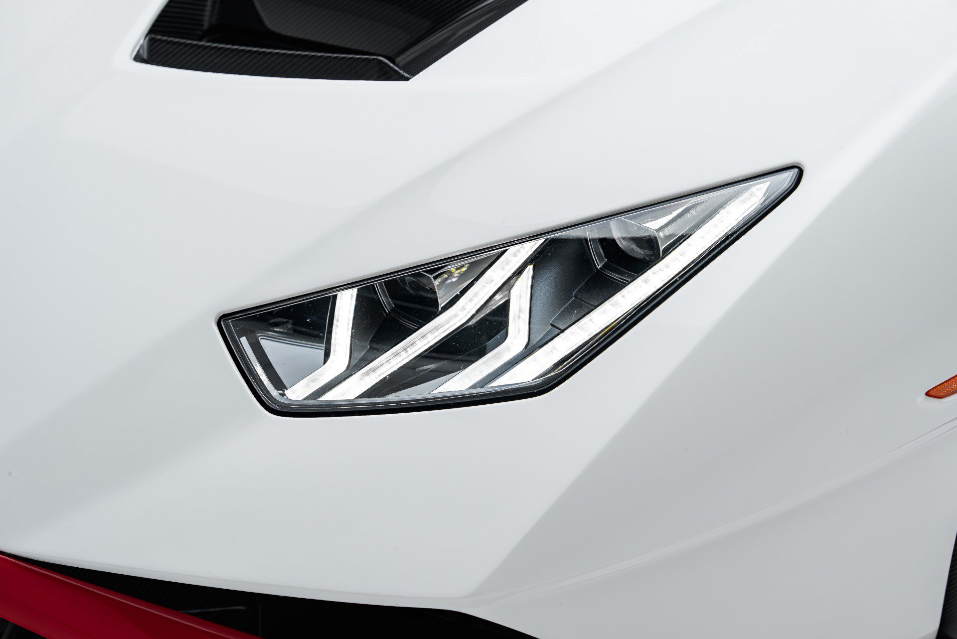 Used 2022 Lamborghini Huracan STO RWD image 23