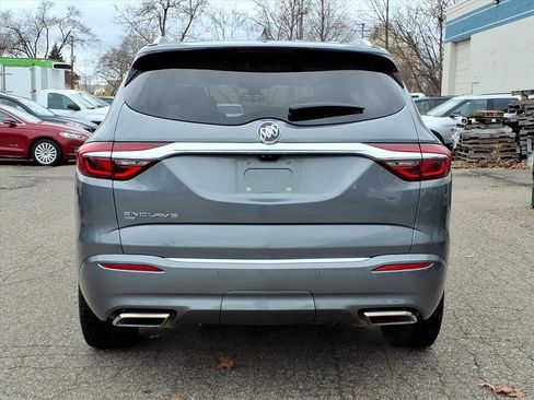 Used 2021 Buick Enclave Avenir w/ Avenir Technology Package image 4