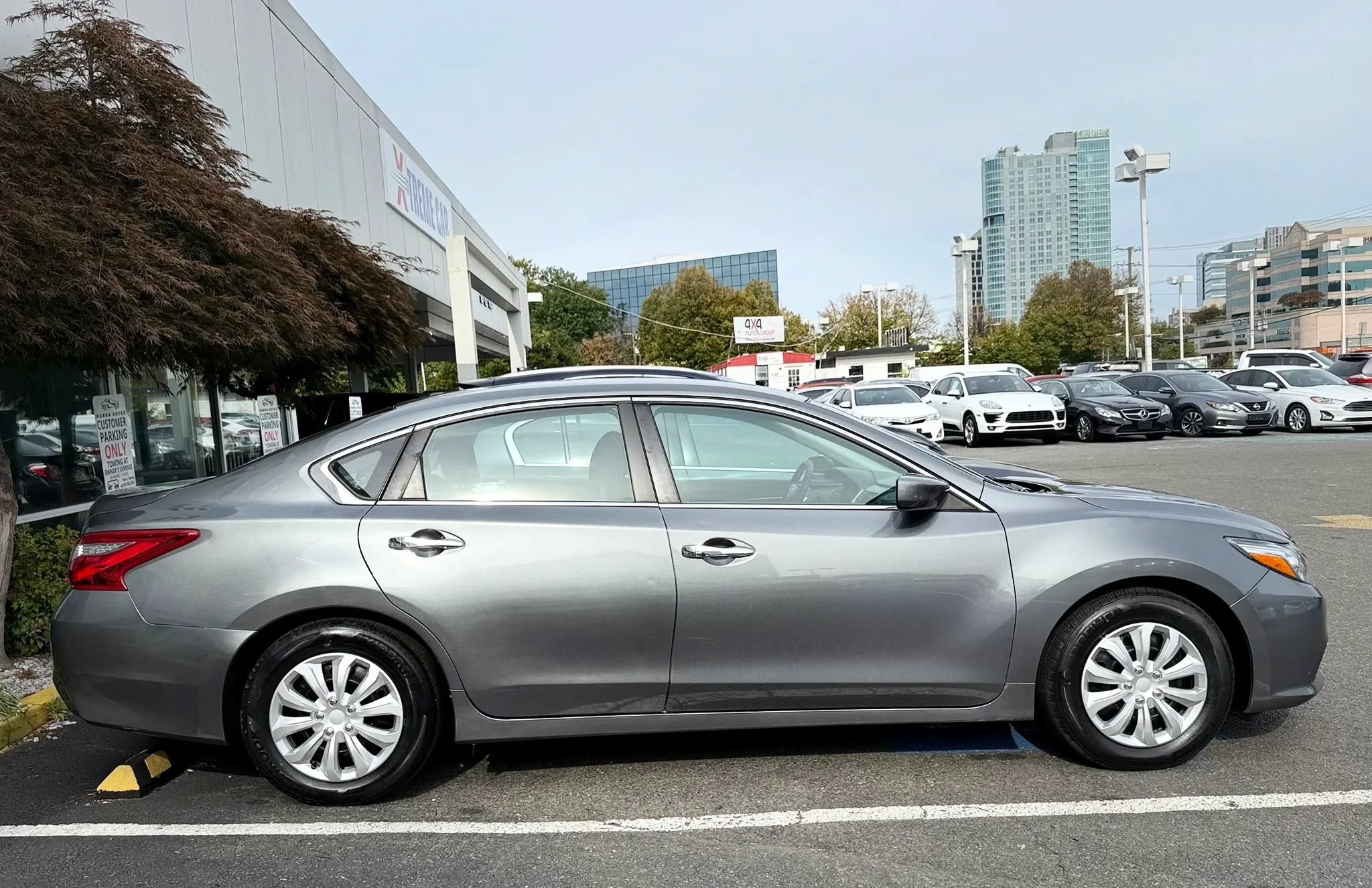 Used 2017 Nissan Altima 2.5 S w/ Power Driver Seat Package FWD image 8