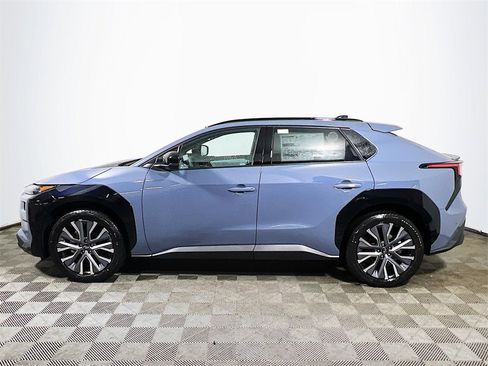 New 2026 Subaru Solterra Limited image 5