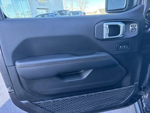 Used 2022 Jeep Gladiator Mojave w/ LED Lighting Group image 21