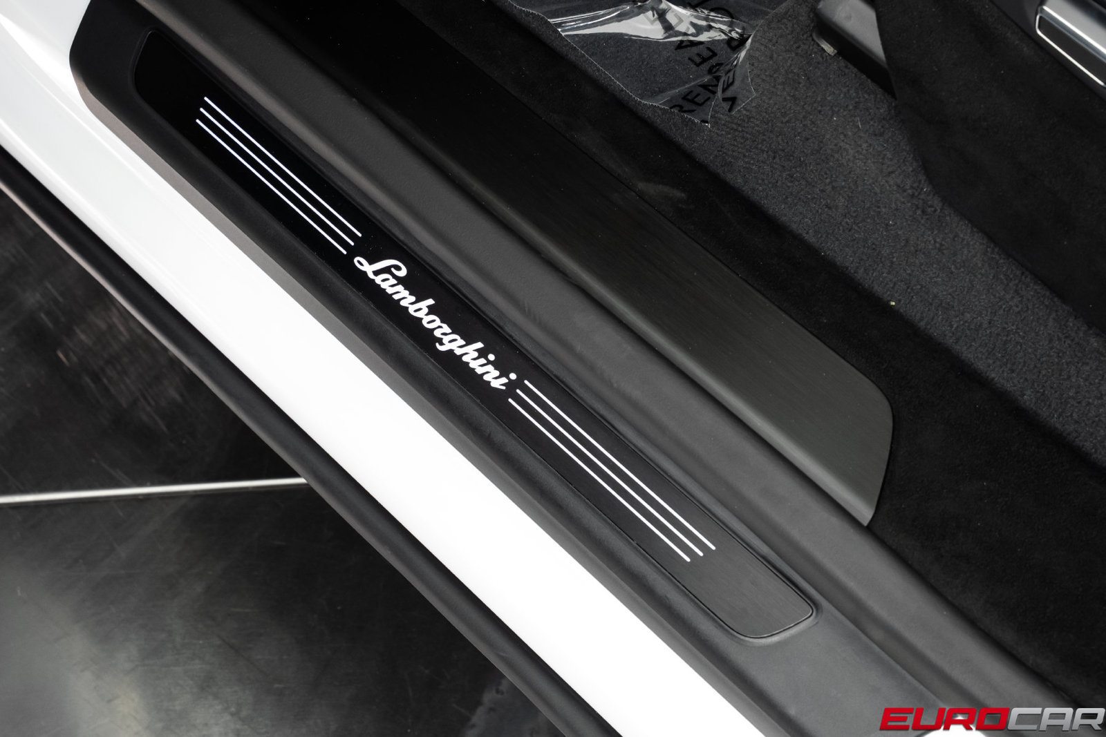 Used 2023 Lamborghini Urus Performante AWD/4WD image 52