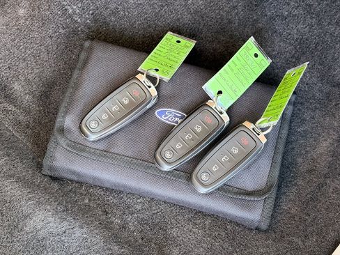 Used 2016 Ford Focus Electric Hatchback image 23