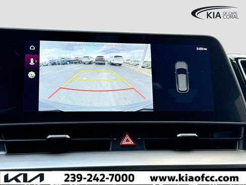 Used 2025 Kia Sportage EX image 30