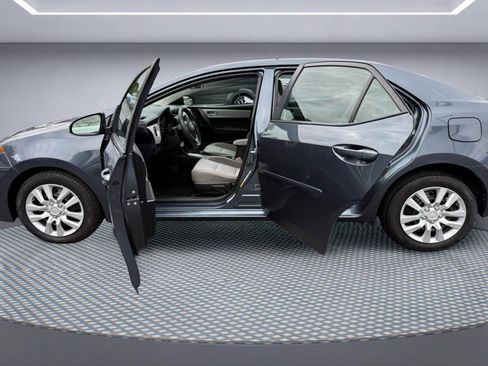 Used 2019 Toyota Corolla LE FWD image 22