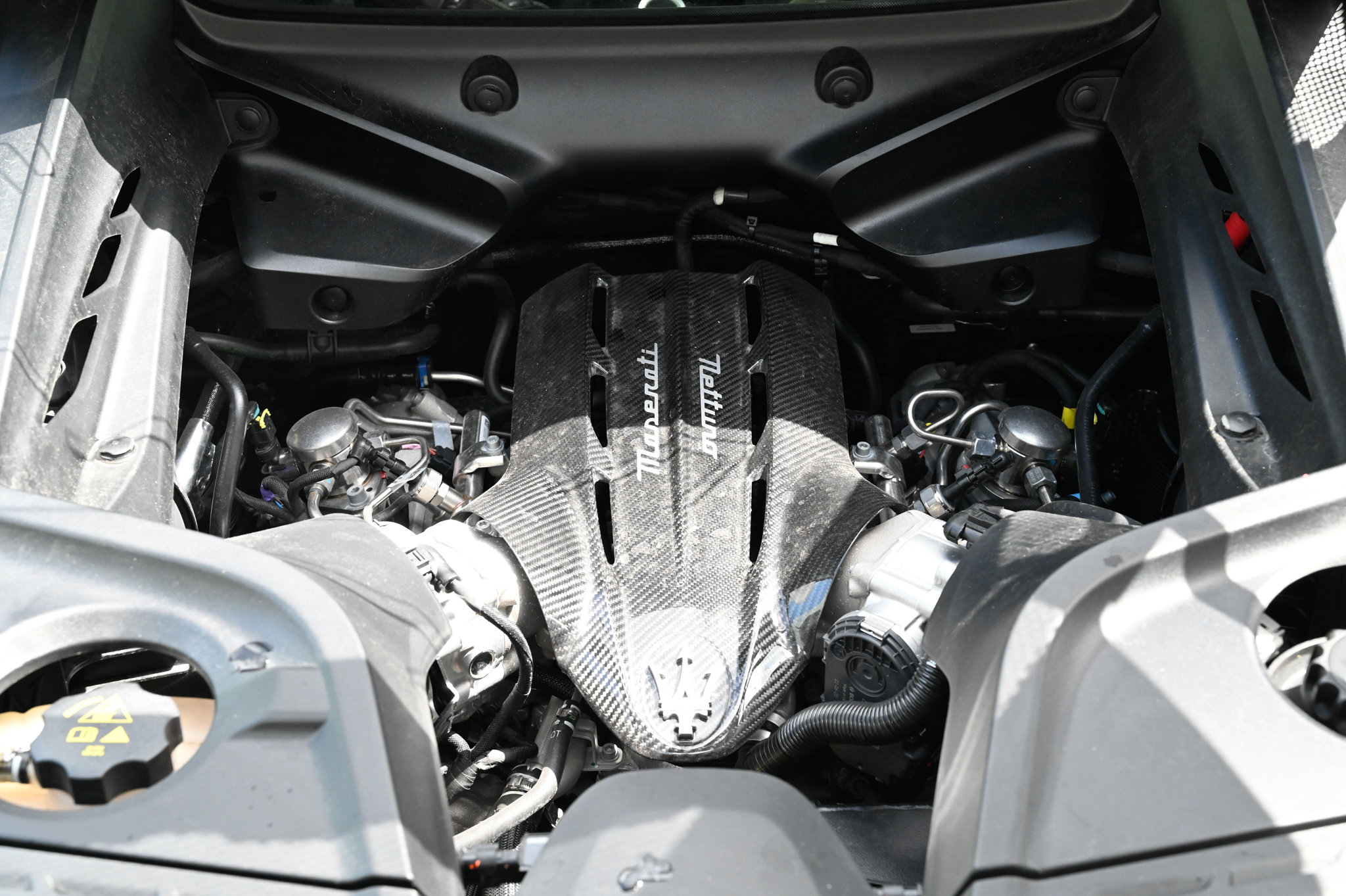 Used 2023 Maserati MC20 Coupe RWD image 35