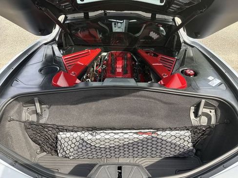 Used 2020 Chevrolet Corvette Stingray Preferred Cpe w/ 2LT Preferred Equipment Group RWD image 13