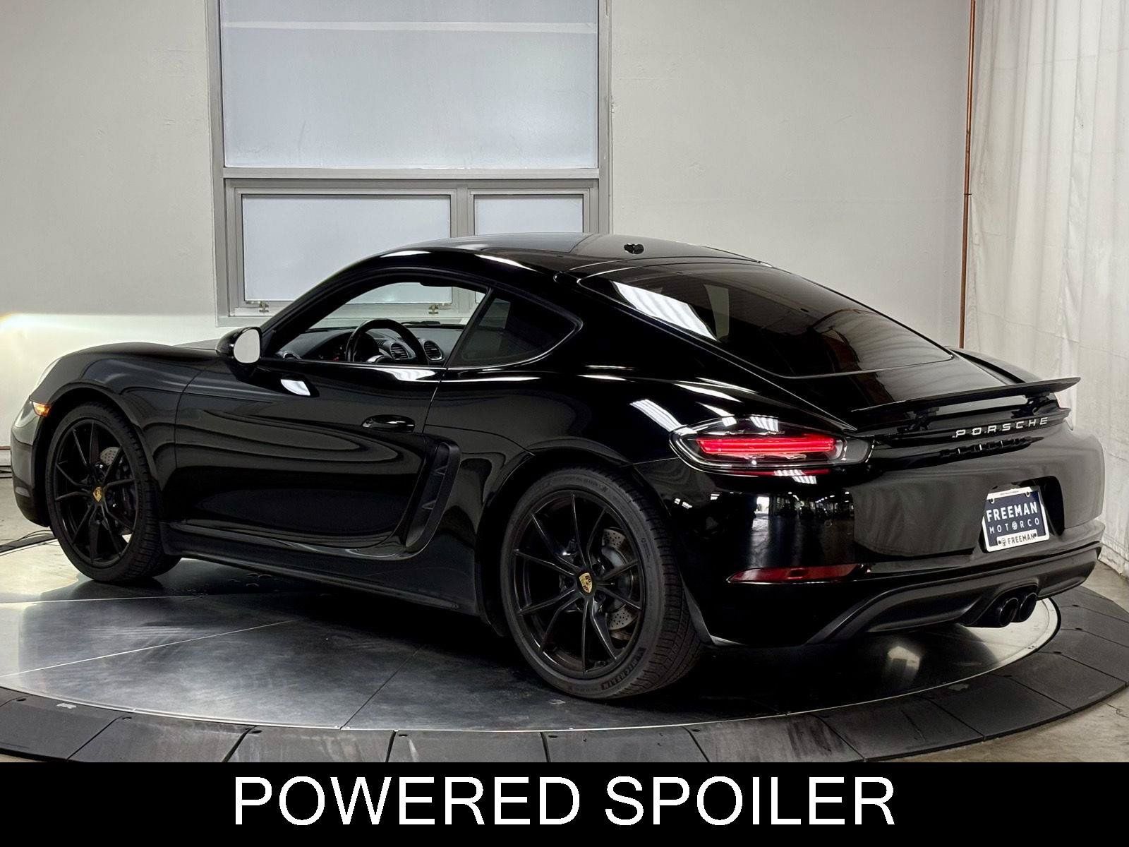Used 2017 Porsche 718 Cayman RWD image 7