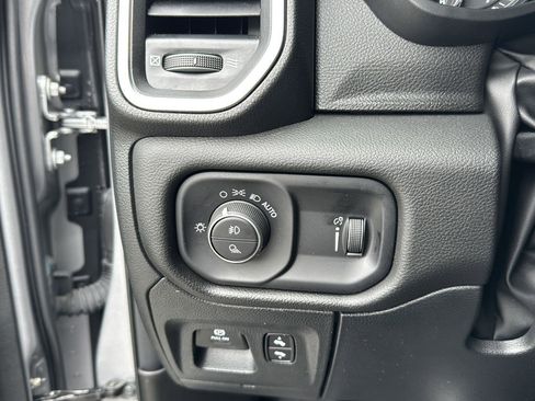 Used 2025 RAM 1500 Big Horn AWD/4WD image 22