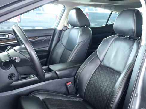 Used 2018 Nissan Maxima Platinum FWD image 16