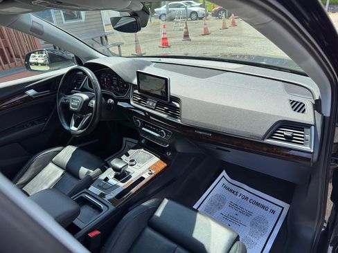 Used 2018 Audi Q5 2.0T Premium Plus w/ Premium Plus Package AWD/4WD image 52