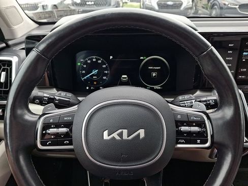 Used 2022 Kia Sorento SX Prestige w/ Panoramic Sunroof Package AWD/4WD image 20