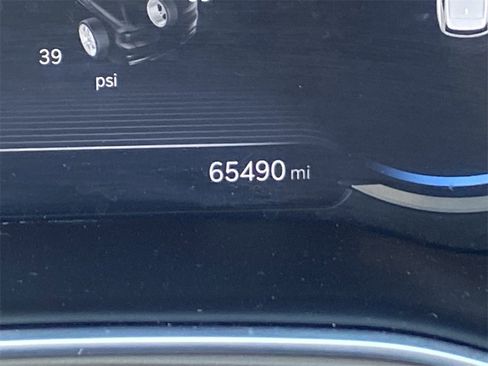 Used 2021 Genesis GV80 2.5T w/ Prestige Package 04 image 13