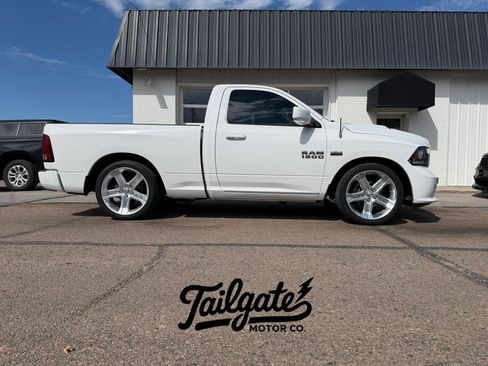 Used 2016 RAM 1500 Sport RWD image 1