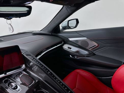 Used 2023 Chevrolet Corvette Z06 w/ Z07 Performance Package image 25