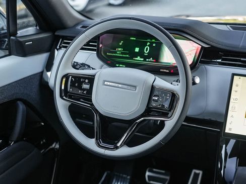 New 2026 Land Rover Range Rover Sport Dynamic SE AWD/4WD image 14