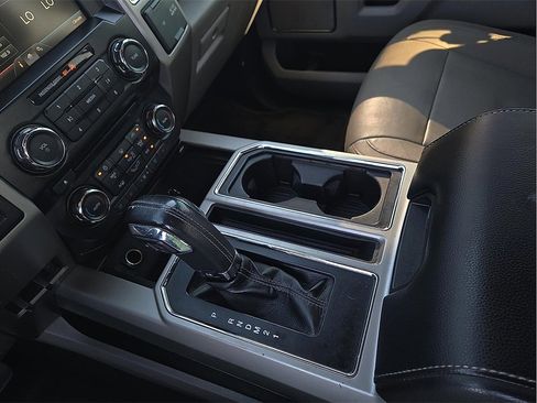 Used 2015 Ford F150 Lariat w/ Equipment Group 501A Mid image 20