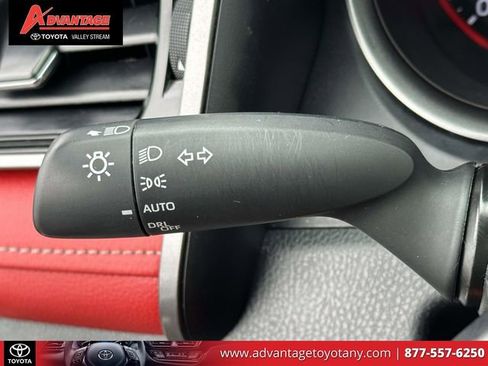 Used 2024 Toyota Camry XSE w/ Navigation Package image 29