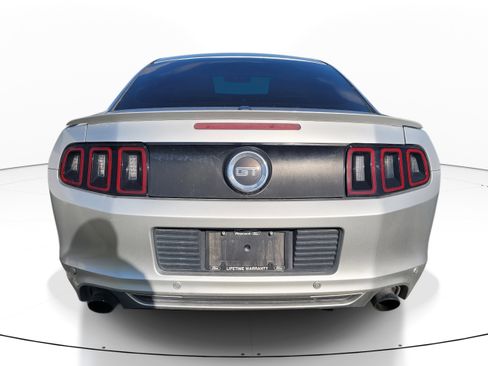 Used 2014 Ford Mustang GT Premium image 5