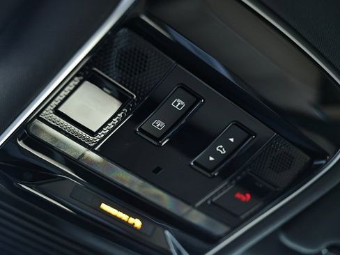 New 2025 Land Rover Range Rover Sport SE image 46