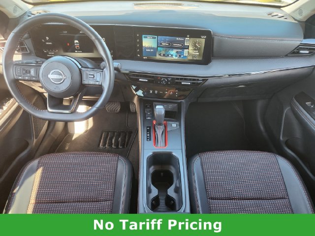 Used 2025 Nissan Kicks SR FWD image 26