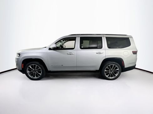 Used 2022 Jeep Wagoneer Series III w/ Premium Group I AWD/4WD image 8