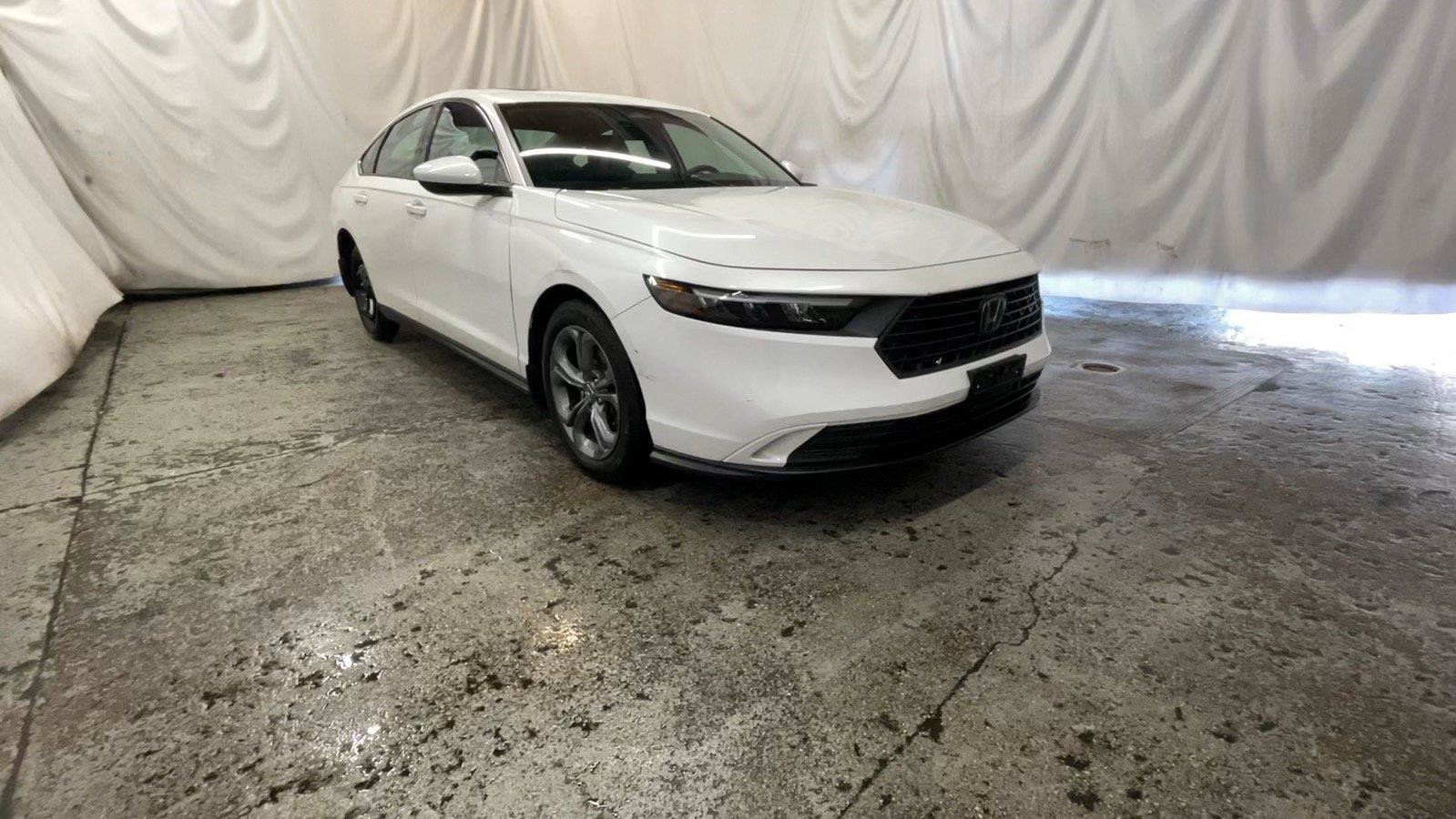 Certified 2024 Honda Accord EX image 1