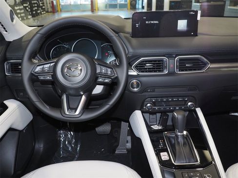 New 2025 MAZDA CX-5 AWD 2.5 S w/ Premium Plus Pkg image 6