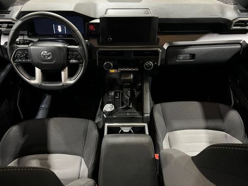 Used 2025 Toyota 4Runner TRD Off-Road image 43