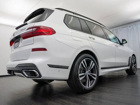 Used 2021 BMW X7 xDrive40i w/ M Sport Package AWD/4WD image 30