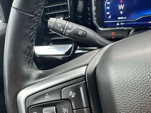 Used 2024 Chevrolet Silverado 1500 LT image 40