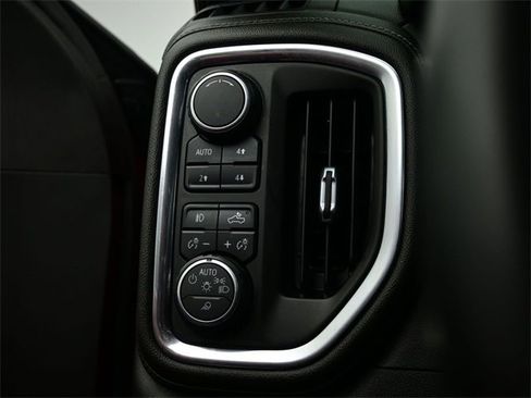 Used 2019 Chevrolet Silverado 1500 LTZ w/ LTZ Premium Package image 21