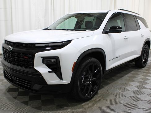 Used 2024 Chevrolet Traverse RS w/ LPO, Floor Liner Package image 34