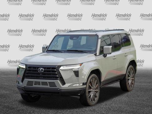 Used 2024 Lexus GX 550 w/ Accessory Package (Z1) AWD/4WD image 5
