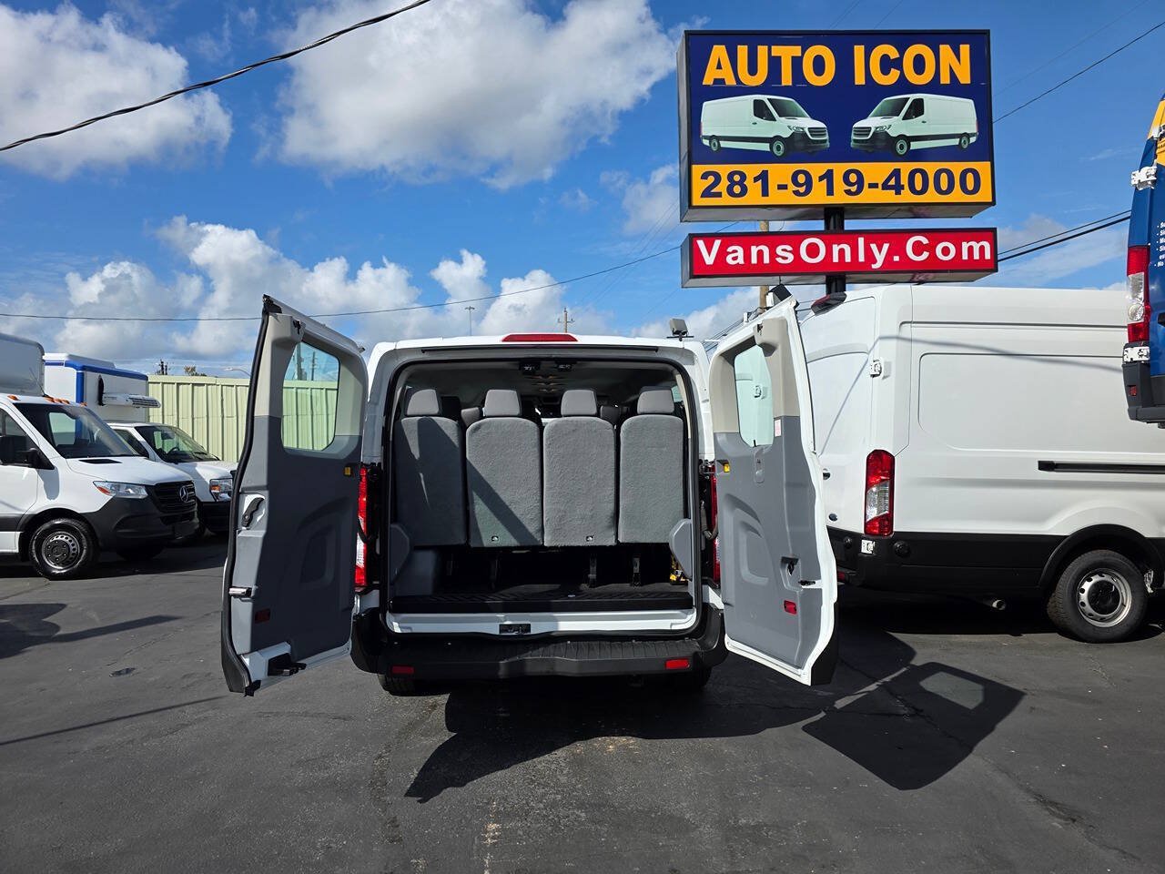Used 2019 Ford Transit 350 XLT RWD image 24