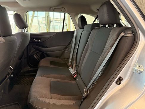 Used 2023 Subaru Outback Premium image 10
