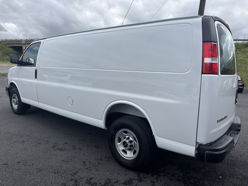 New 2026 GMC Savana 2500 Extended RWD image 6