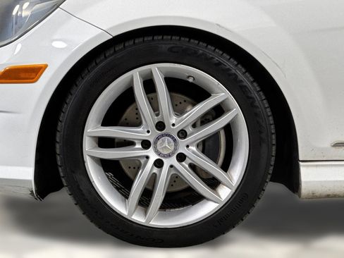 Used 2014 Mercedes-Benz C 250 Sedan image 11