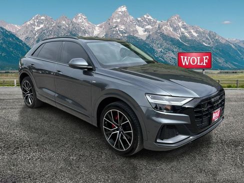 Used 2022 Audi Q8 Premium Plus AWD/4WD image 3