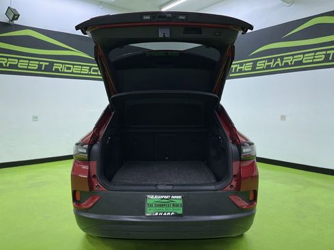 Used 2023 Volkswagen ID.4 Pro S image 9