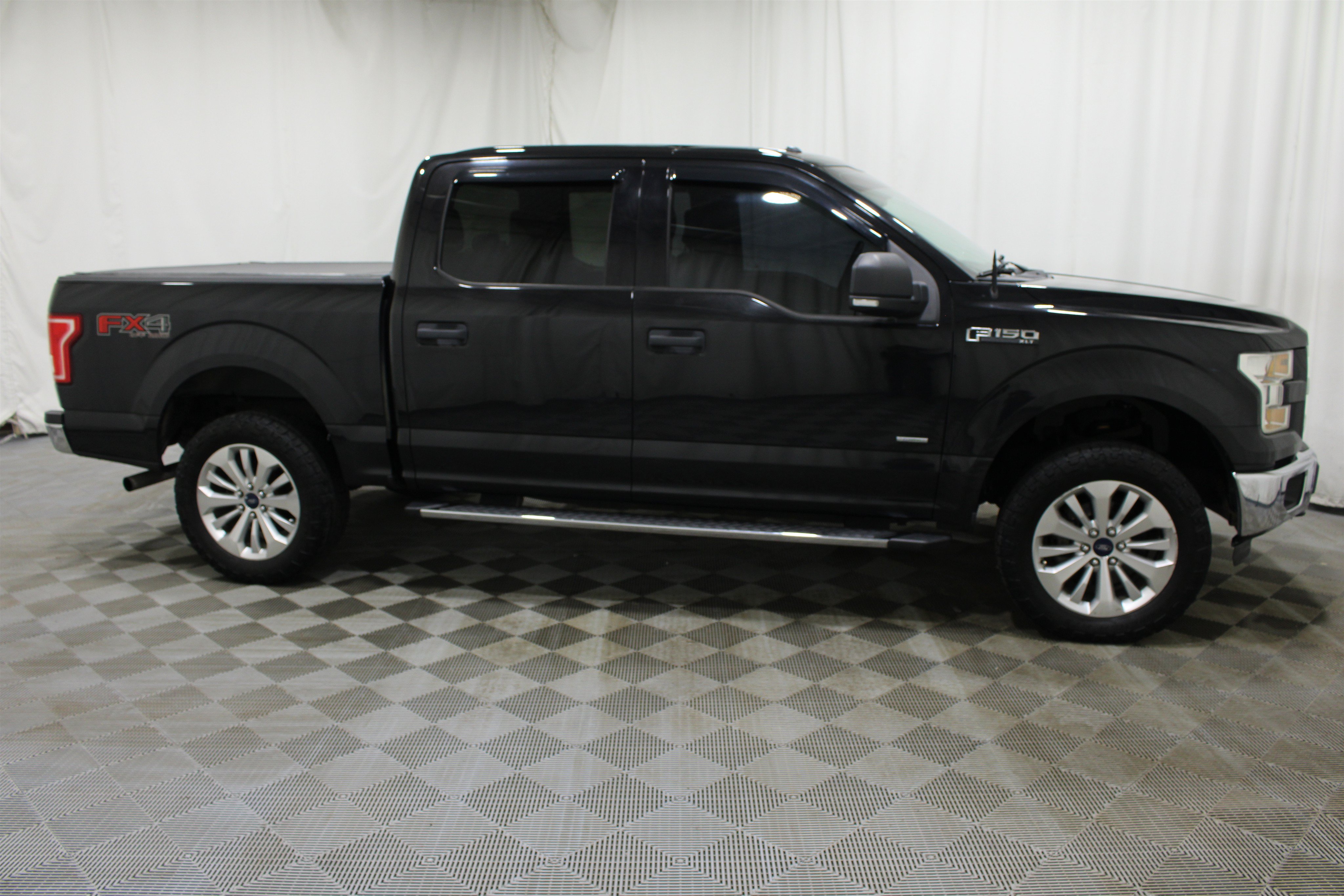 Used 2015 Ford F150 XLT w/ Equipment Group 301A Mid AWD/4WD image 27