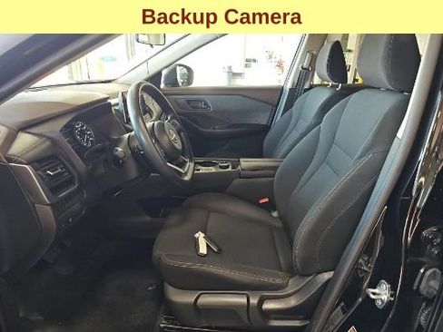 Used 2023 Nissan Rogue S AWD/4WD image 10