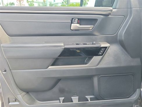 Used 2024 Toyota Tundra Limited image 12