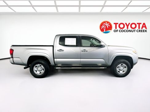 Used 2020 Toyota Tacoma SR w/ SR Convenience Package RWD image 2