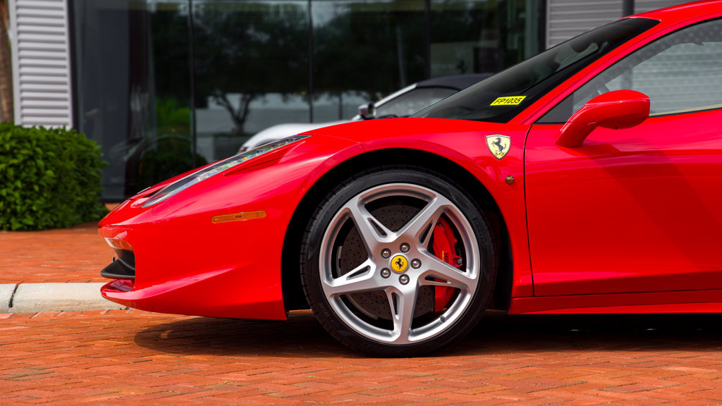 Certified 2013 Ferrari 458 Italia Coupe RWD image 2